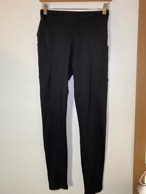 Soft Black High-Waist Leggings with Side Pockets size small/medium